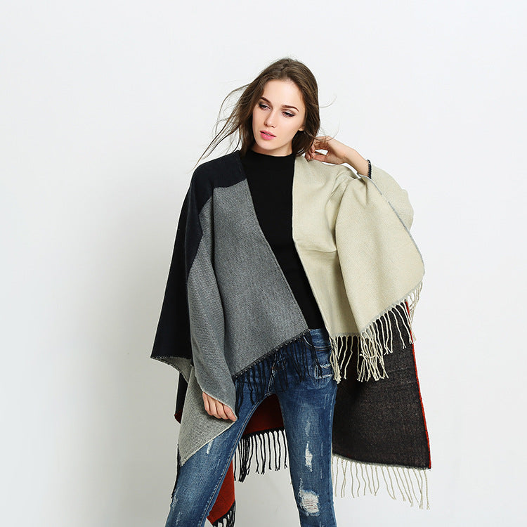Damen Wendbarer Capeponcho im Blockstreifen-Look mit Fransen Drune