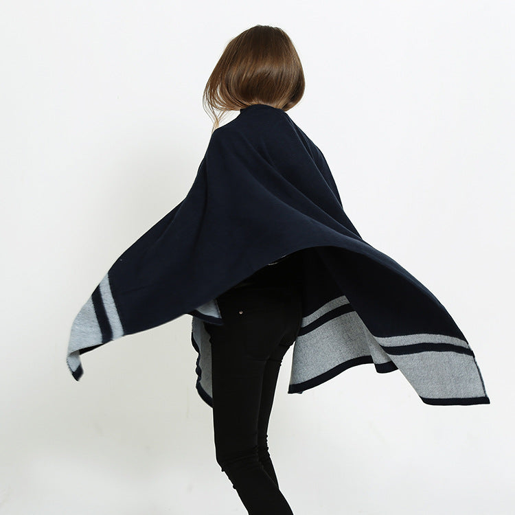 Damen Oversize-Ruana im kastigen Cape‑Schnitt mit kontrastierender Bordüre Drune