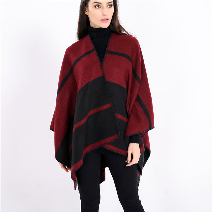 Damen Oversize-Ruana mit geometrischem Blockstreifen und Ziernaht Drune