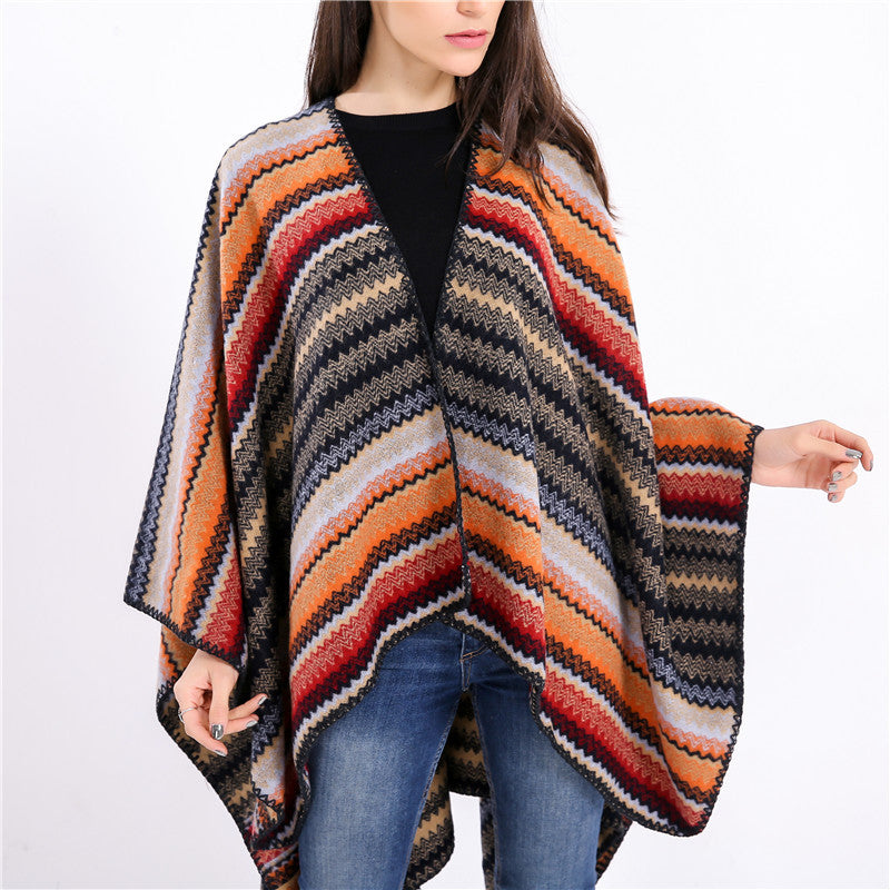 Damen Oversize-Strickruana im Jacquard‑Zickzack mit gehäkelter Kante Drune