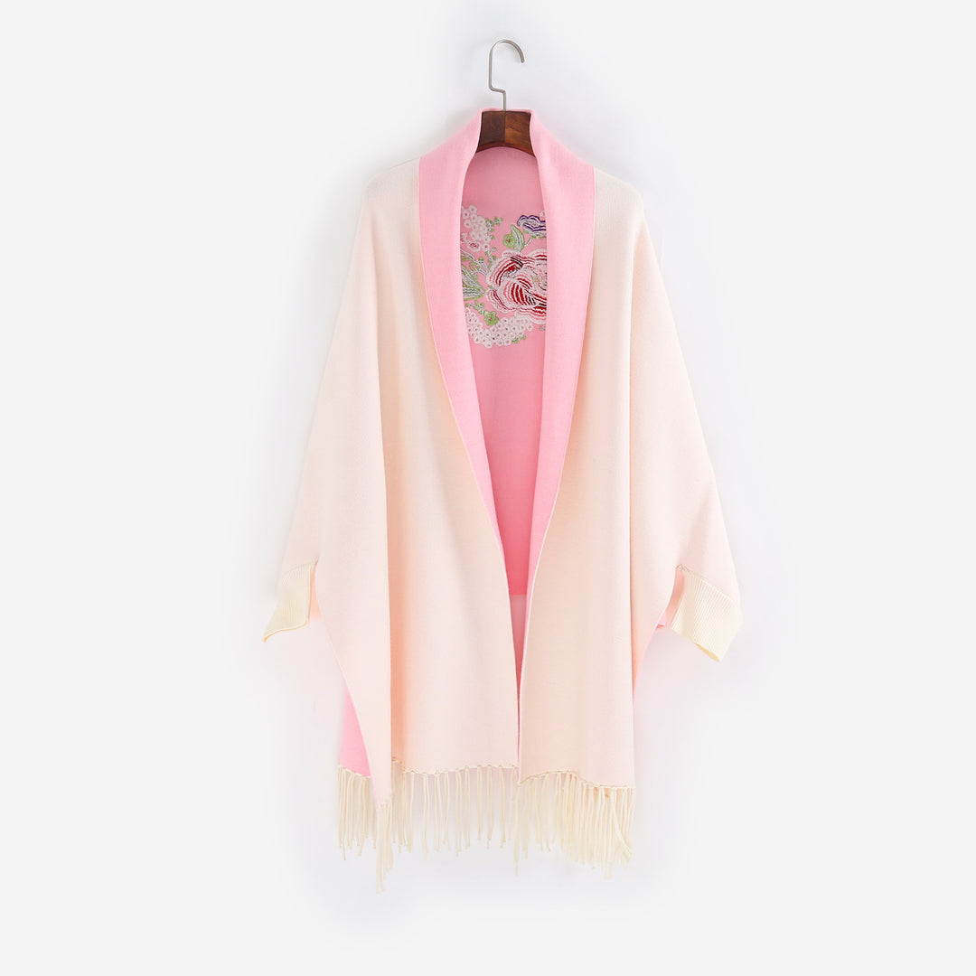Damen Cape‑Schal mit besticktem Innenfutter und Fransensaum Drune
