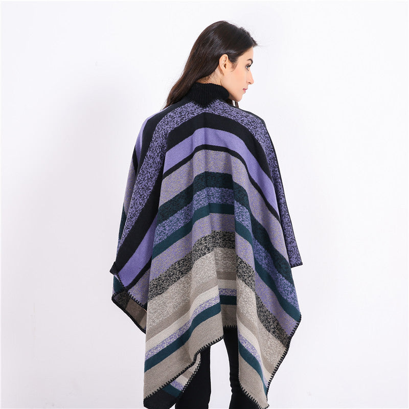 Damen Gewobene Oversize-Ruana mit diagonalem Blockstreifen und Kettelkante Drune