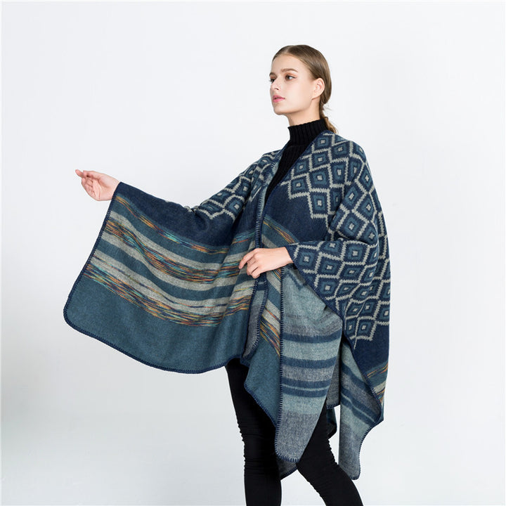 Damen Wolloptik-Ruana mit gewebtem Quadratjacquard und Zierstichkante Drune