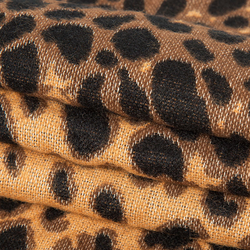 Damen Poncho‑Überwurf im Oversize mit Leopardenjacquard und Kettelnaht Drune