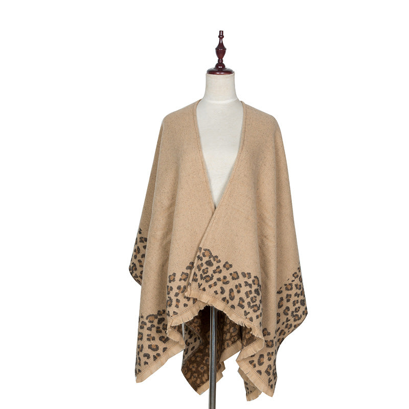 Damen Strick‑Ruana mit Leoprint‑Bordüre und Fransensaum Drune