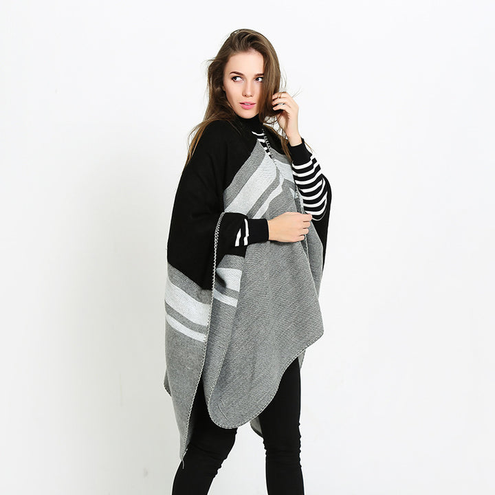 Damen Cape‑Ruana‑Poncho aus feinem Wollmix mit kontrastierter Kettelnaht Drune