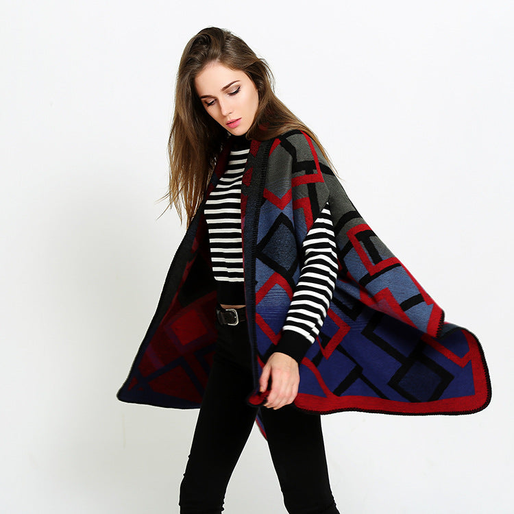 Damen Oversize-Deckeponcho aus Jacquardstrick mit Zierstichkante Drune