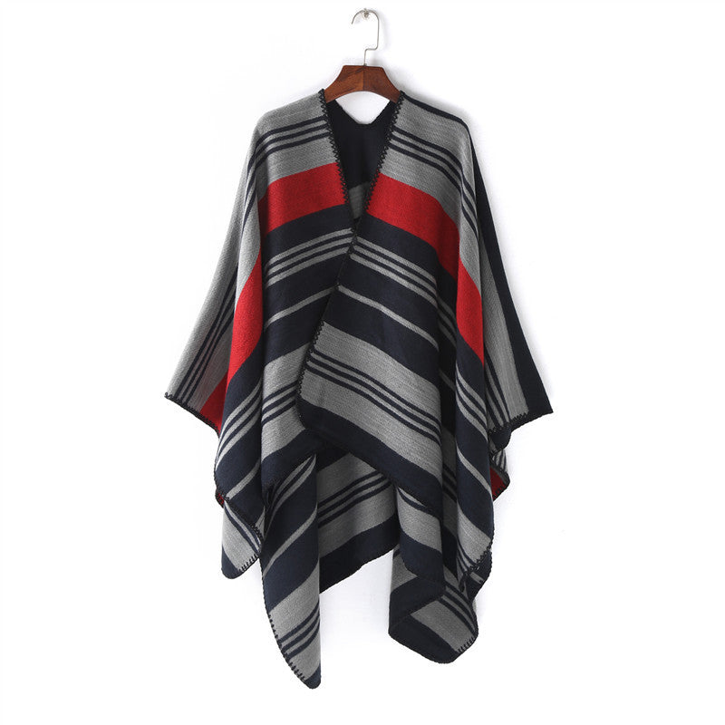 Damen Oversize‑Ruana‑Überwurf mit gestreiftem Jacquard und Zierstichkante Drune
