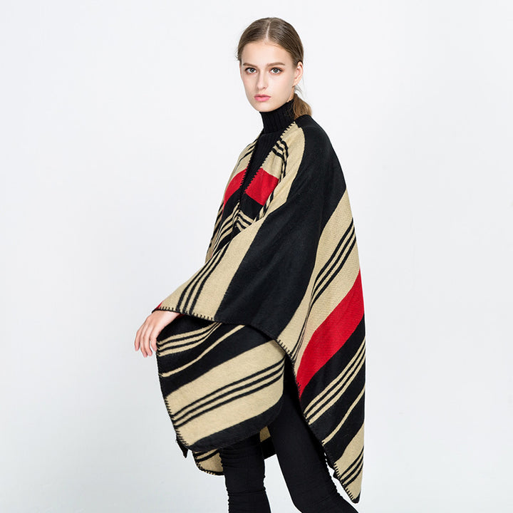 Damen Oversize‑Ruana‑Überwurf mit gestreiftem Jacquard und Zierstichkante Drune