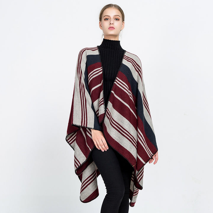 Damen Oversize‑Ruana‑Überwurf mit gestreiftem Jacquard und Zierstichkante Drune