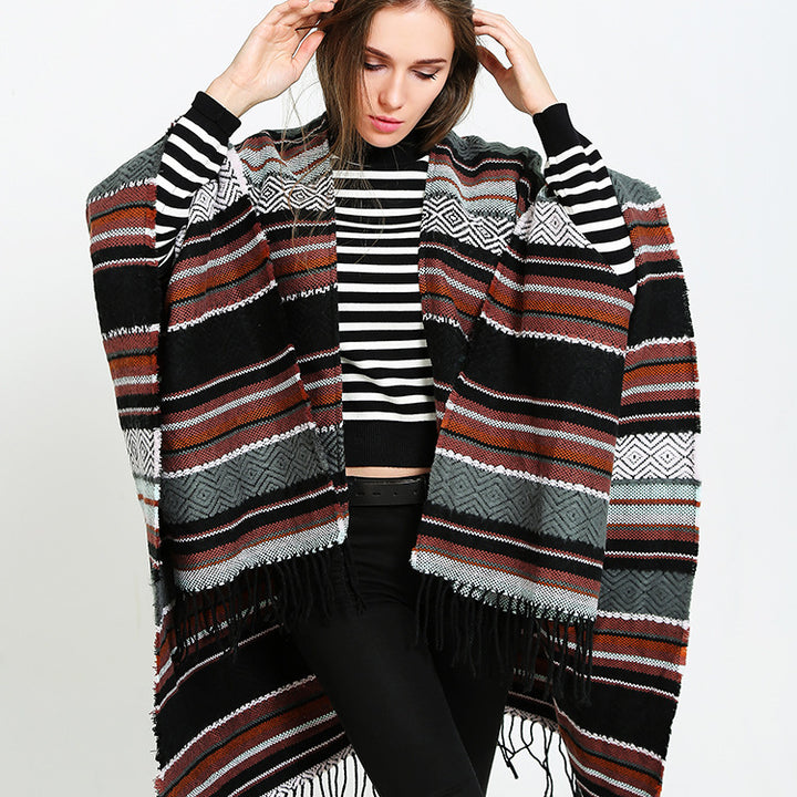 Damen Offener Oversize-Serape-Poncho im Ethno-Jacquard mit langen Fransen Drune