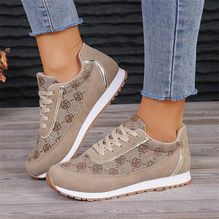 Drune | Bequeme Flache Schuhe mit Blumenduschen