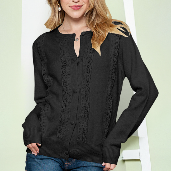 Drune | Strickcardigan Spitzenkante und Knopfleiste Eleganter Stil