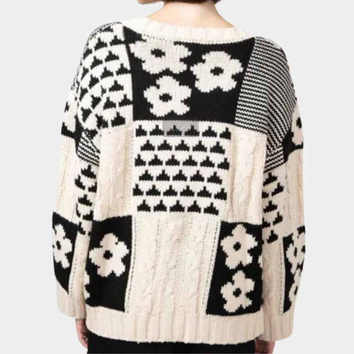 Drune | Klassischer Pullover Für Damen Mit Zeitlosem Design