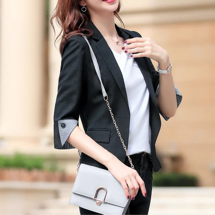 Drune | Eleganter Damenblazer mit Knopfdetails Ideal für Das Büro