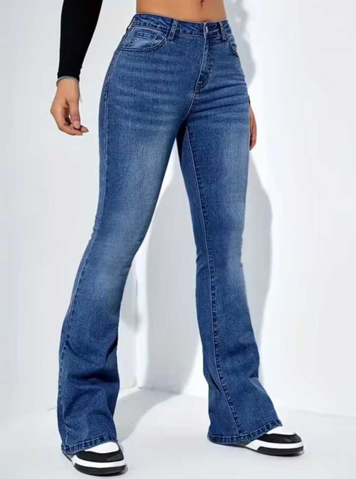 Drune | Schicke High-Waist-Schlagjeans für Damen
