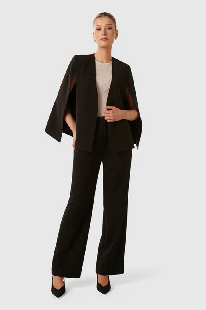 Drune | Eleganter Cape-Hut für Damen