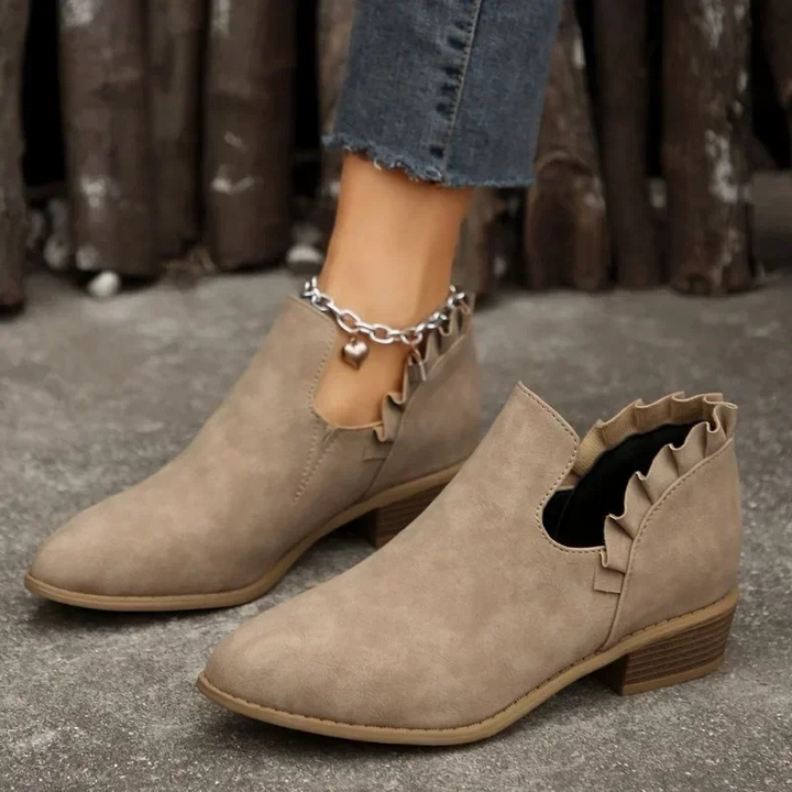 Elina Haltbare und Rutschfeste Stiefelette mit Rüschendetails Drune