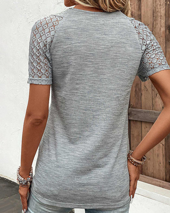 Drune | Damen T-Shirt mit kurzen Ärmeln und Spitze