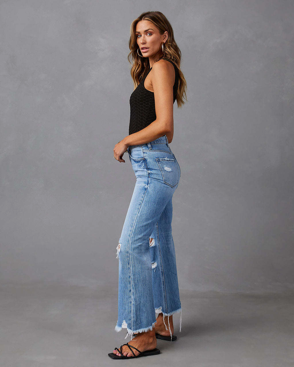 Drune | Hochgeschnittene Jeans mit Löchern für Frauen