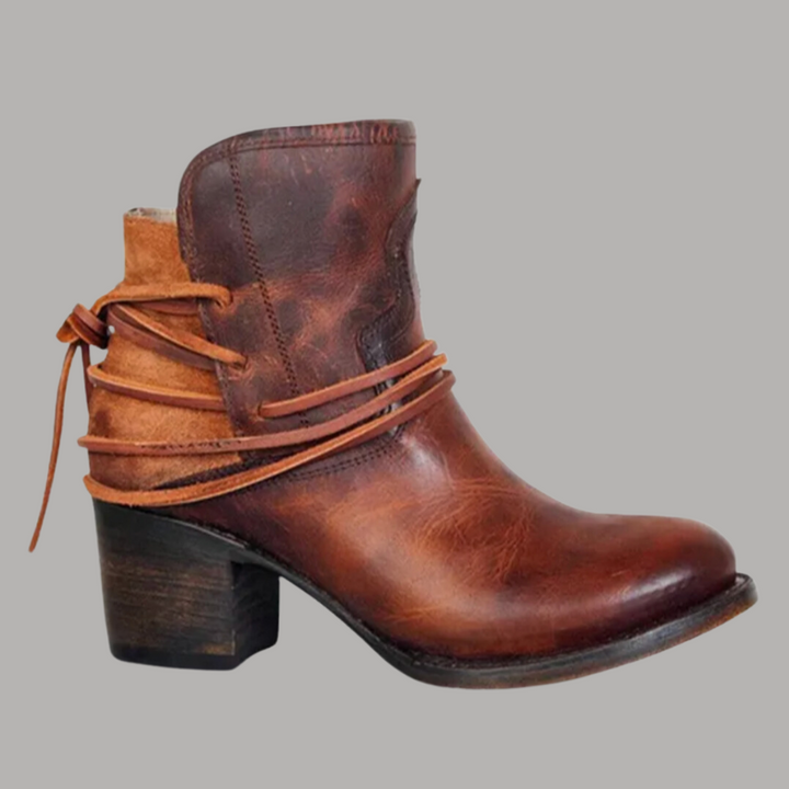 Drune | Stiefeletten mit Riemendetails
