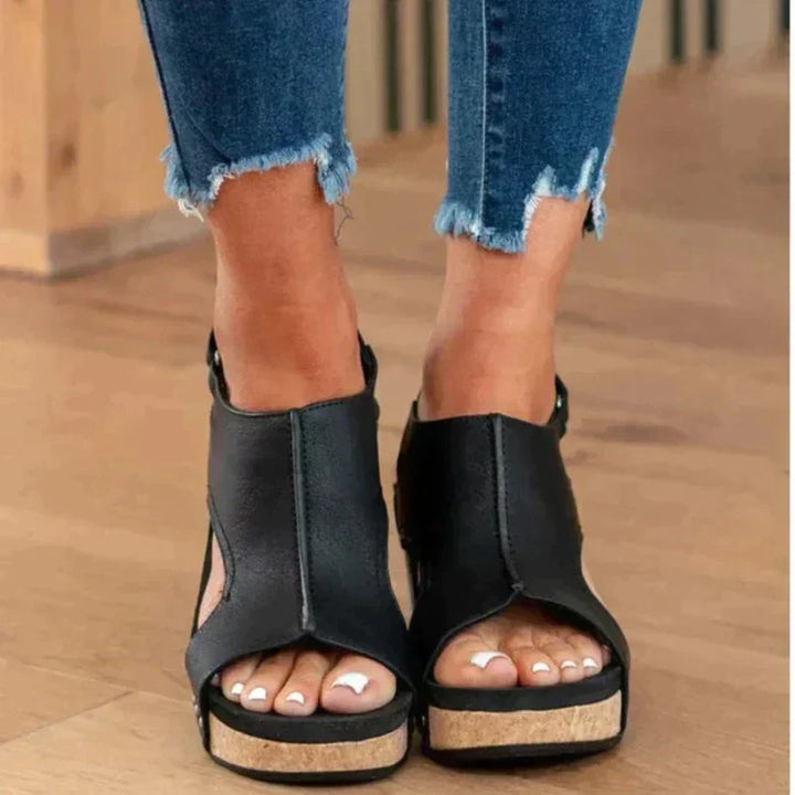 Drune | Leder Keilabsatz Sandalen