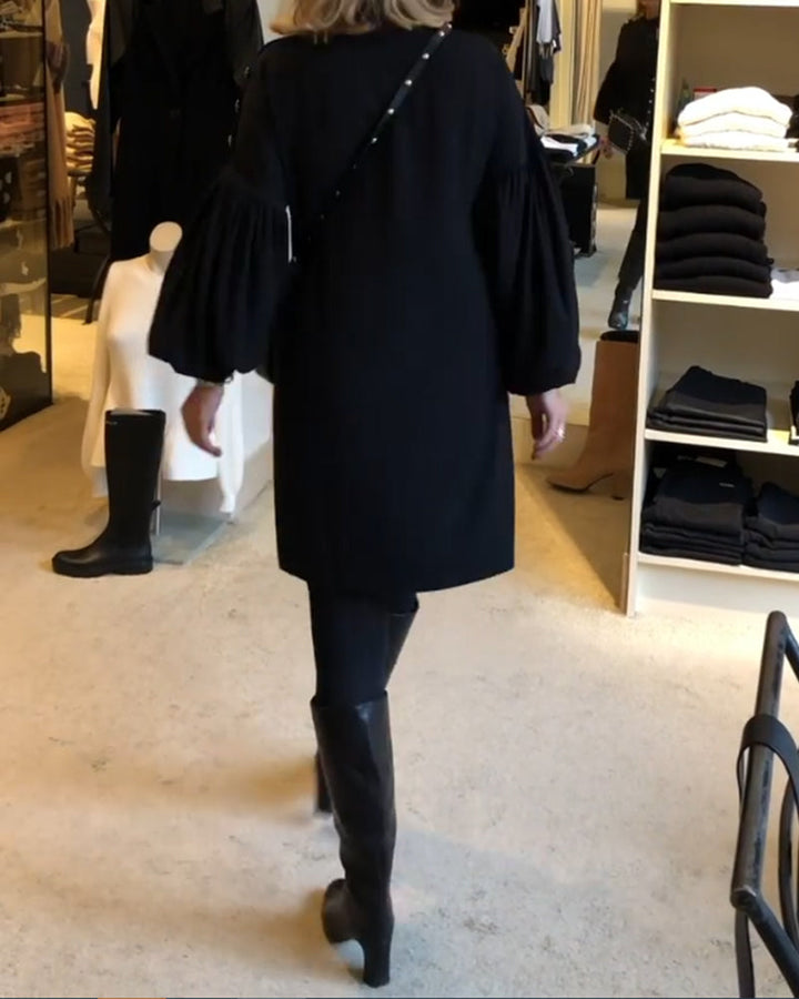 Drune | Schwarzes Kleid mit Laternenärmeln