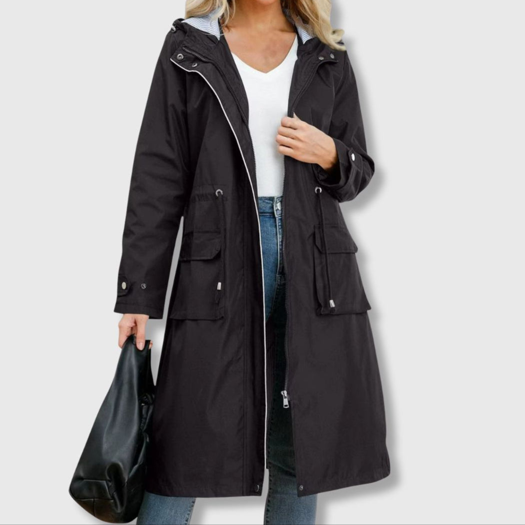 Drune | Lange Jacke mit klassischer Silhouette