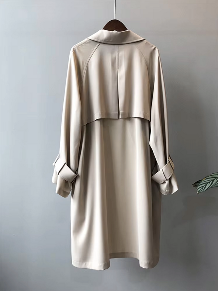 Drune | Langer Trenchcoat mit Reverskragen Knöpfen und Langen Ärmeln