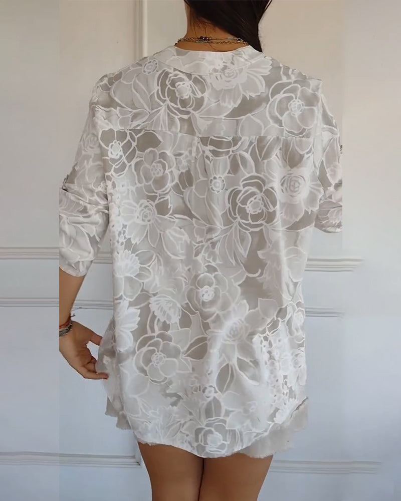 Drune | V-Ausschnitt Button Down Bedruckt