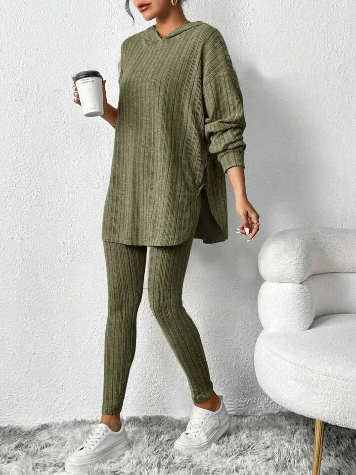 Drune | Geripptes Strick-Loungewear-Set