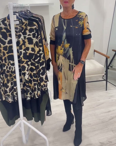 Drune | Rundhals Ausschnitt und Retro Print