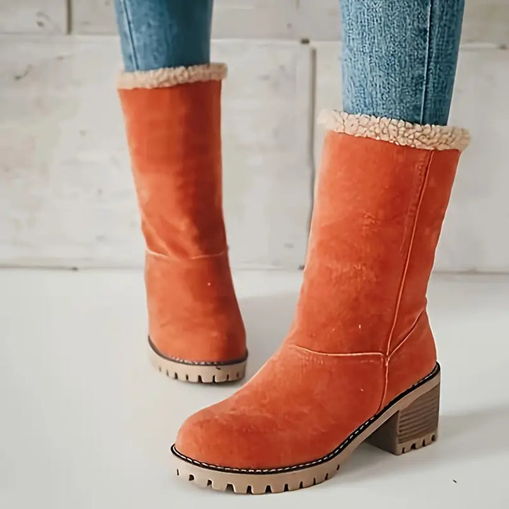 Drune | Schneestiefel Mit Einem Klobigen Absatz Und Mittelhoher Sohle