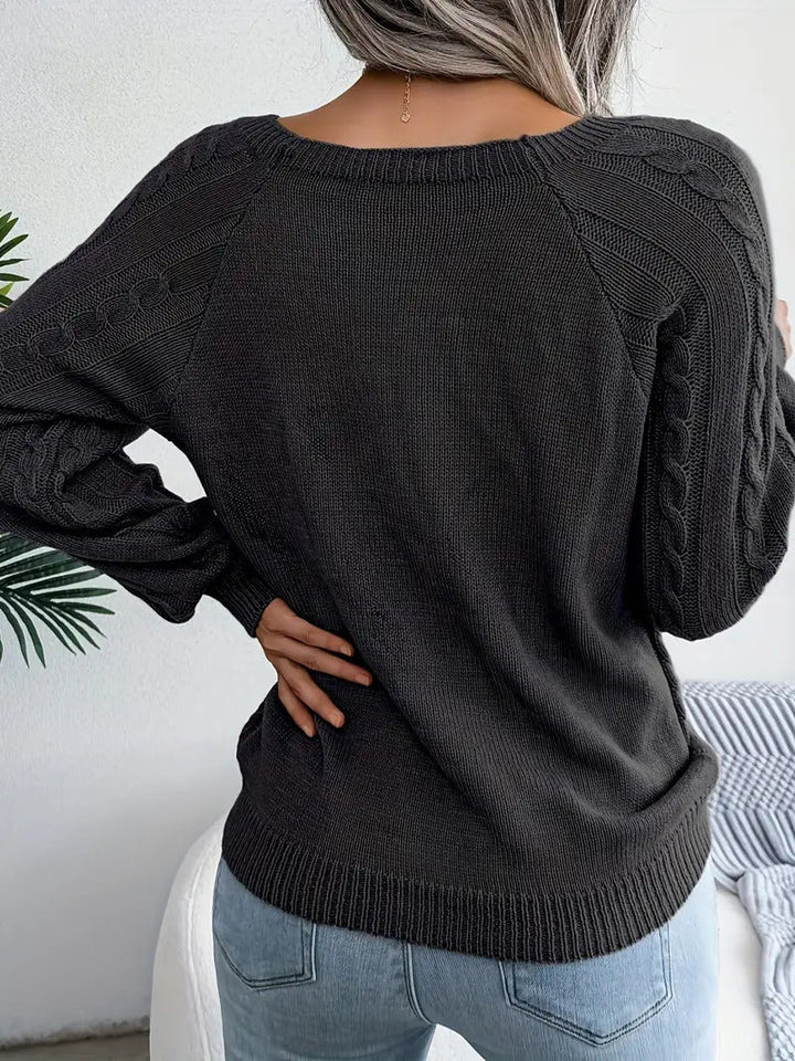 Drune | Klassischer Strickpullover mit Zopfmuster