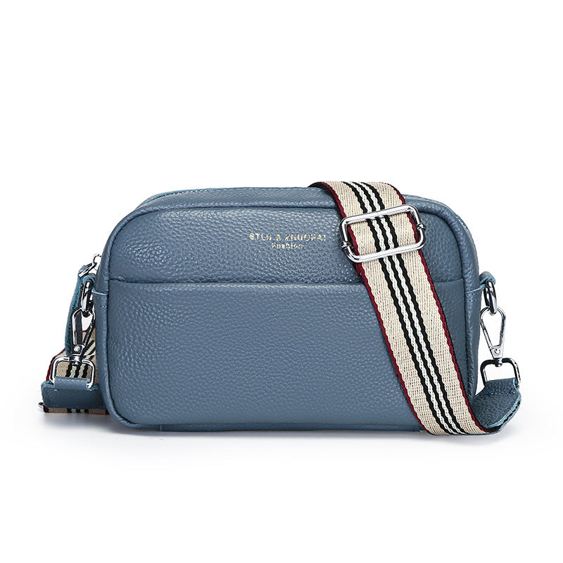Drune | Schlichte Schultertasche Aus Veganem Leder Im Kleinen Quadratischen Format