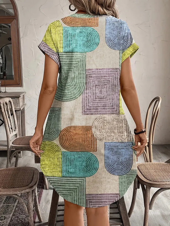 Drune | Sommerhemd mit Geometrischem Druck V-Ausschnitt und Knopfverschluss Elegantes Midikleid