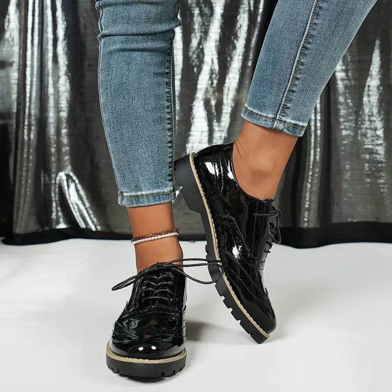 Glänzende Lederschuhe Drune