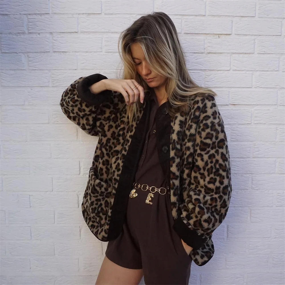 Drune | Jacke mit O-Hals und Leopardenmuster