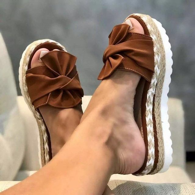 Drune - Orthopädische Modedesign-Sandalen