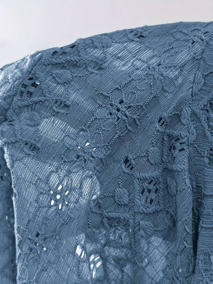 Drune – T-Shirt Mit Eingekerbtem Ausschnitt Und Lochstickerei