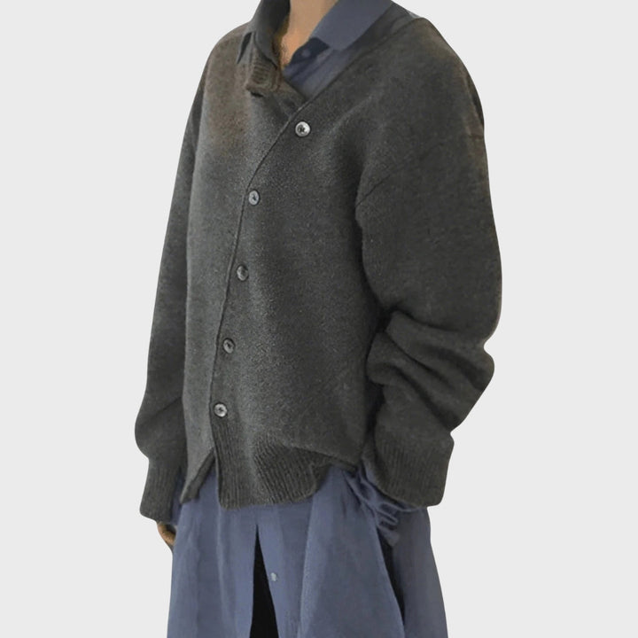 Drune | Bequeme Strickjacke mit verspieltem Knopfdetail