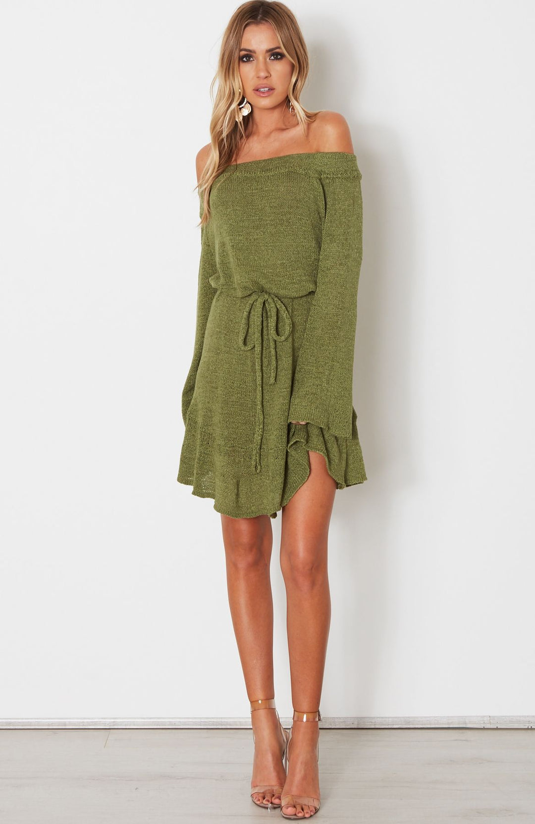 Damen Schulterfreies Strickkleid mit ausgestellten Ärmeln, Taillengürtel & Volant-Saum Drune