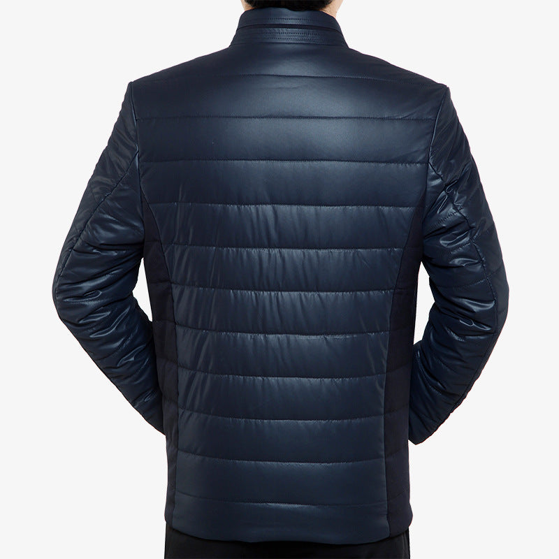 Herren Gepolsterte Steppjacke in Lederoptik mit Stehkragen und verdeckter Druckknopfleiste Drune