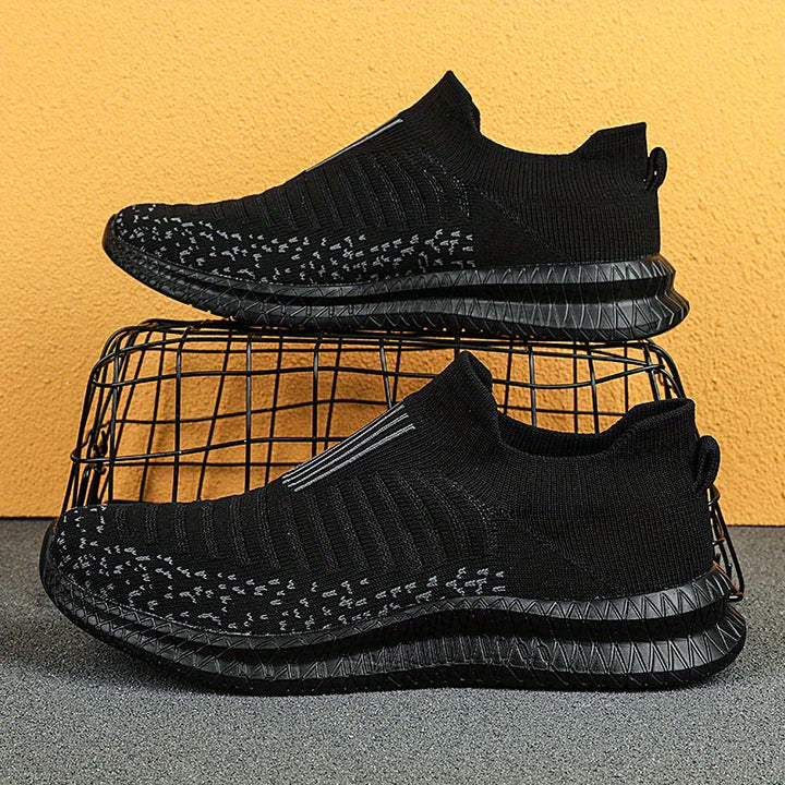 Drune | Atmungsaktive Slip-On-Sneaker mit Strick-Obermaterial