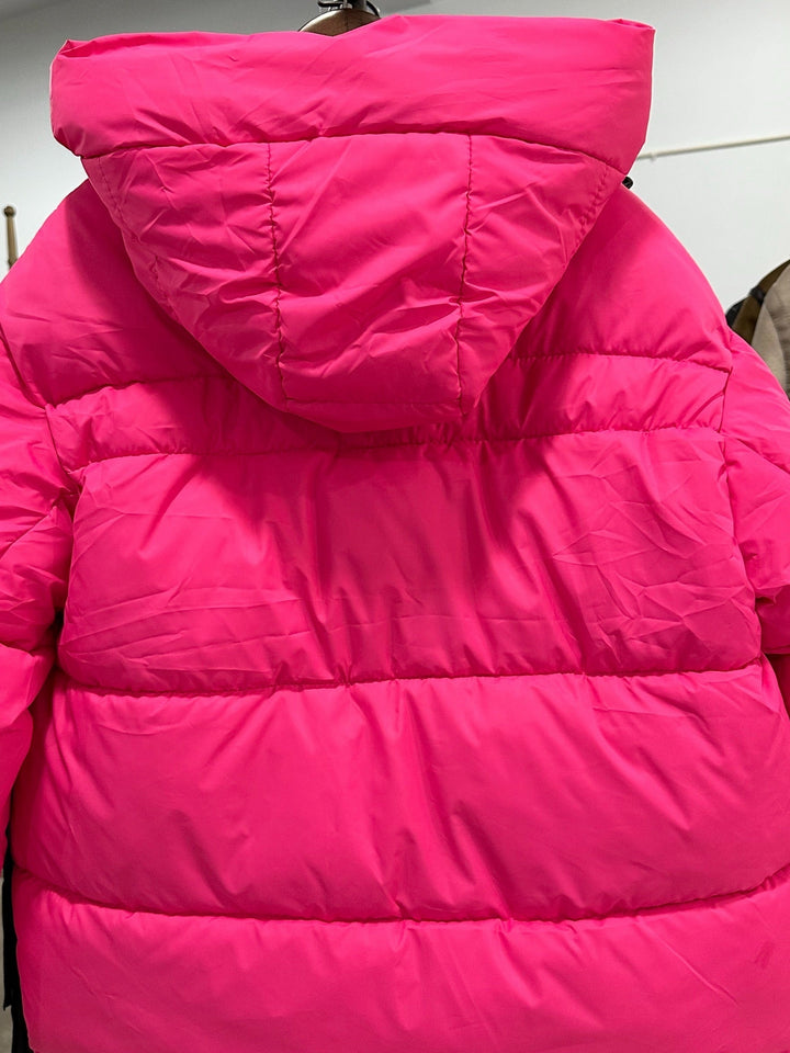 Drune | kurze warme Pufferjacke mit Kapuze für Damen - Perfekt für Outdoor-Aktivitäten