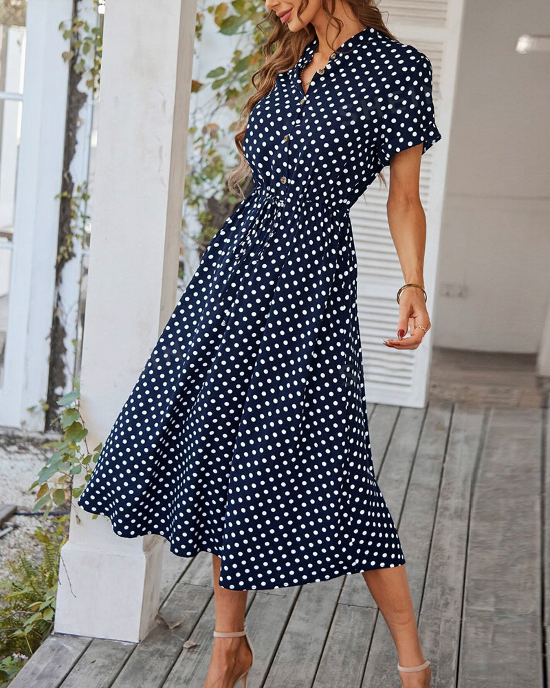 Drune | Kleid mit Gepunktetem Kordelzug und Knopfleiste