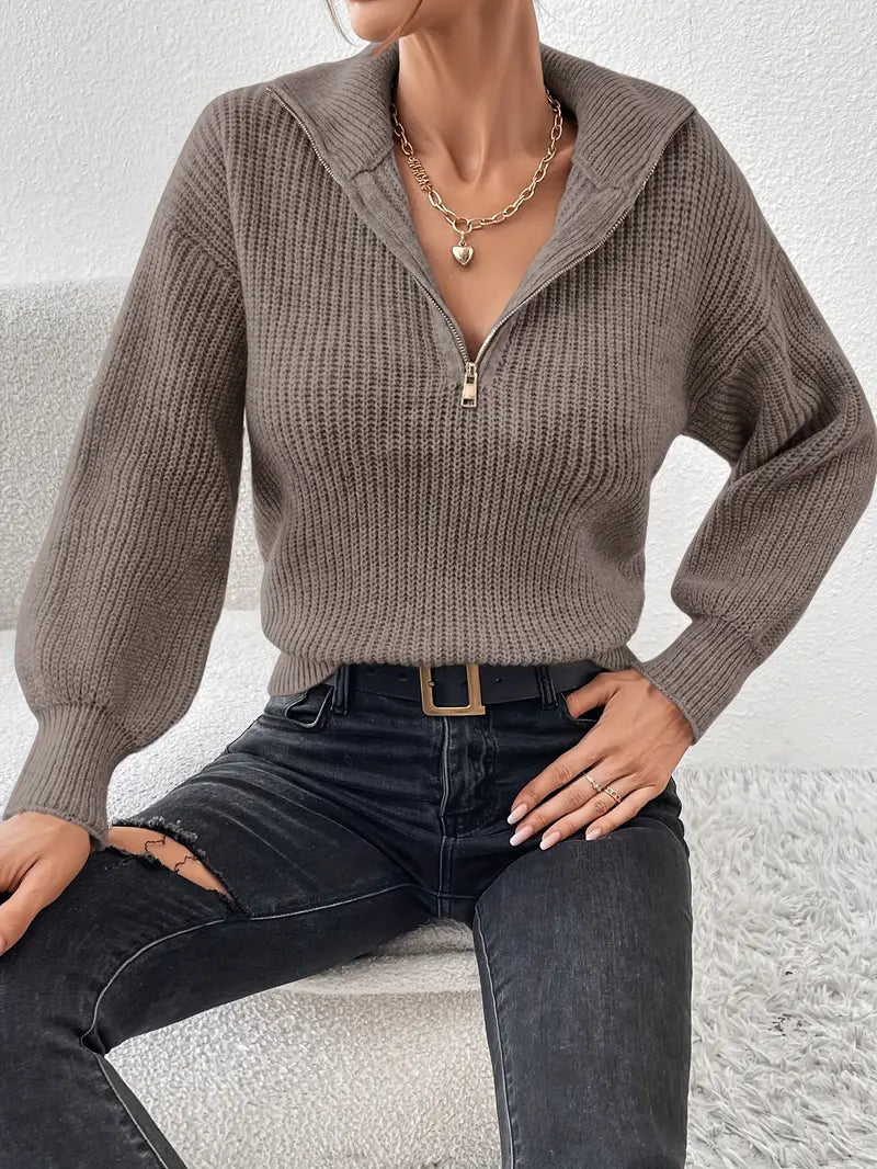 Drune | Pullover aus gestricktem, gewelltem Material mit Halb-Zip für Frauen