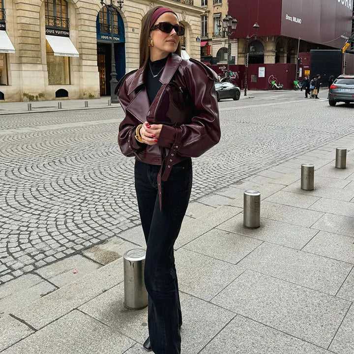 Drune | Kurzjacke Aus Luxuriösem Bordeaux Glänzendem Leder