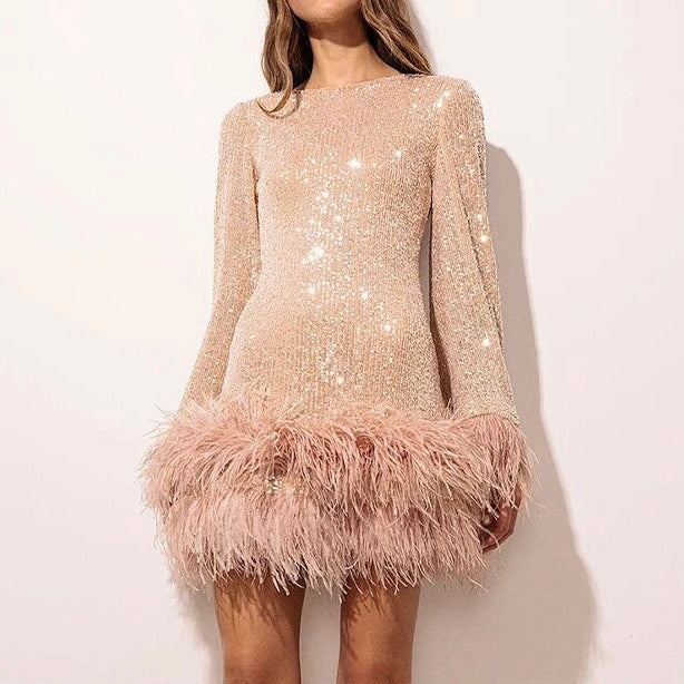 Drune | Glamouröses Paillettenkleid mit Feder-Saum-Detail