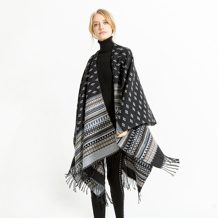 Damen Ruana-Poncho mit Jacquardmuster, Fransen und weichem Wollmix Drune